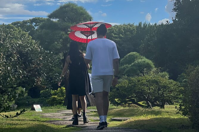 Best of Downtown Tokyo: Nature, Coffee, & Japanese Sweets Tasting - Meeting Your Expert Tour Guide