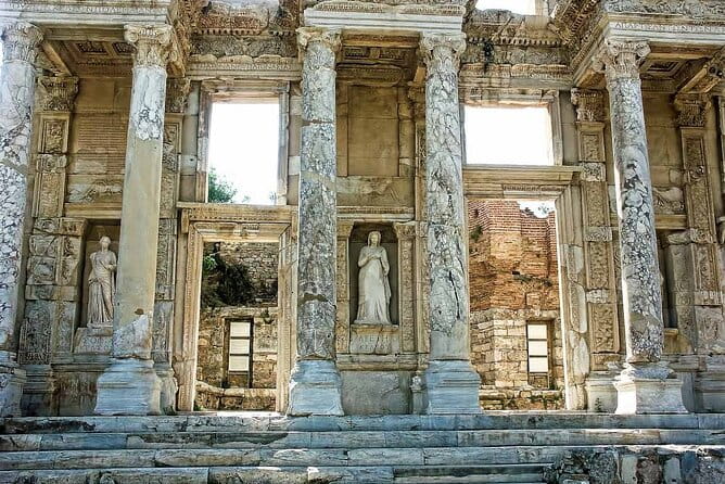 (Best of Ephesus) Private Ephesus & House Of Virgin Mary & LUNCH - The Sum Up