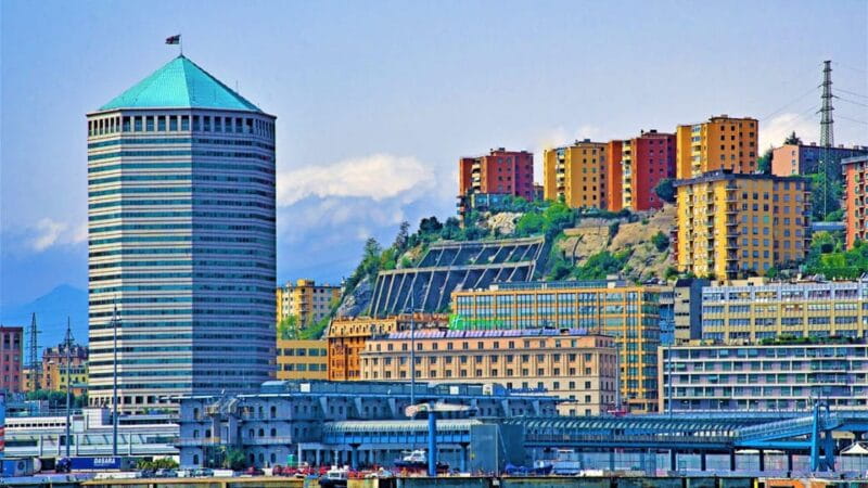 Best of Genoa: Private Walking Tour with Local - Piazza De Ferrari and the Modern Waterfront