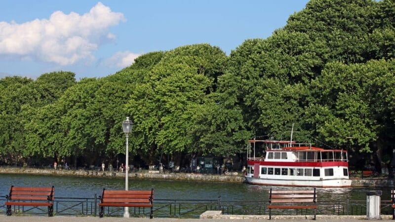 Best of Ioánnina: Private Walking Tour with a Local - Key Points / Takeaways