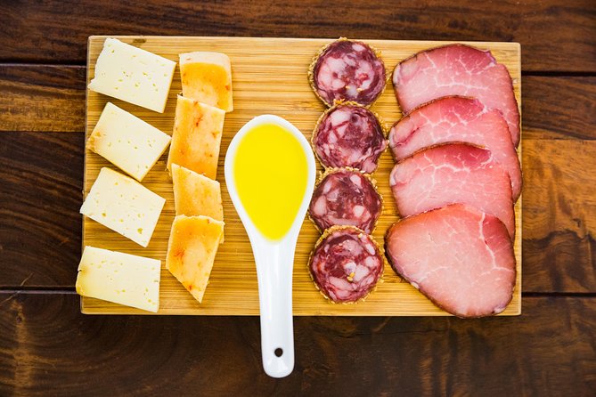 Best of Lisbon Small-Group Guided Walking Tour - Additional Details