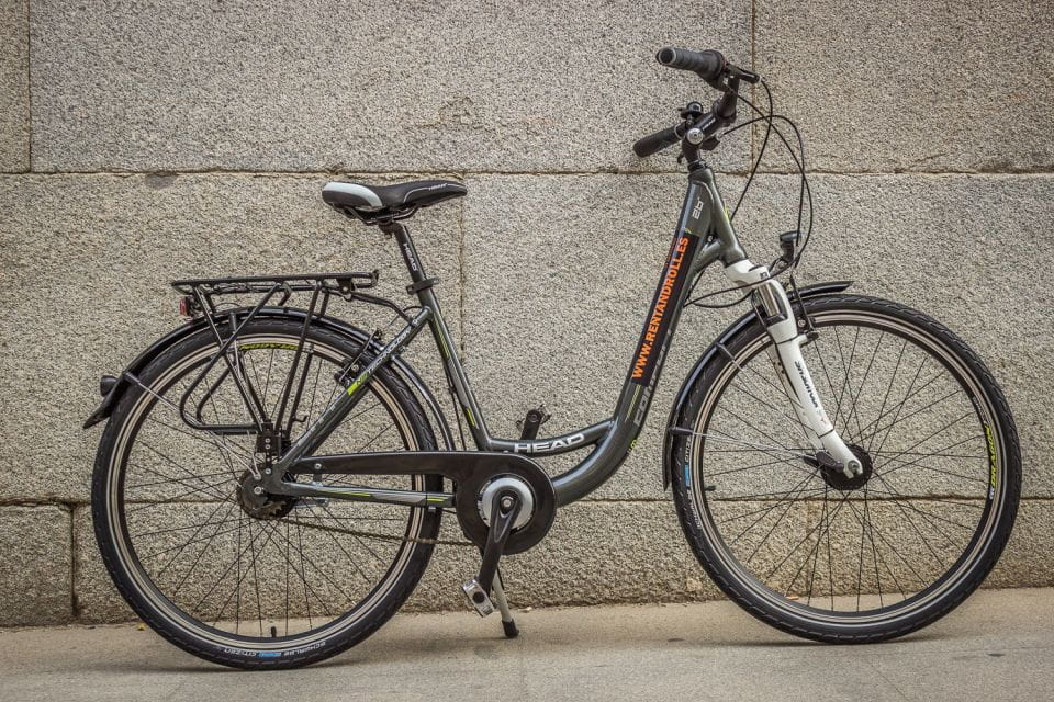 Best of Madrid: 3-Hour Guided Bike Tour in Small Groups - Meeting Details and Requirements