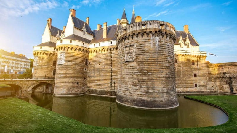 Best of Nantes: Private Walking Tour with a Local - Key Points / Takeaways