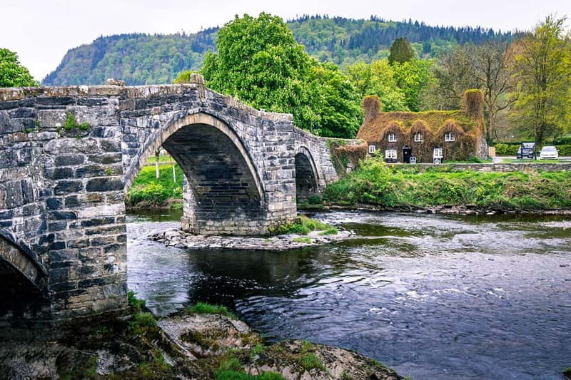 Best of Snowdonia Day Trip: Tour from Llandudno & Conwy - Exploring Snowdonia with Tudno Tours: A Deep Dive