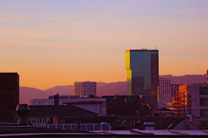 Best of Zürich & Surroundings: Walking Tour, Cable Car and Ferry - FAQ