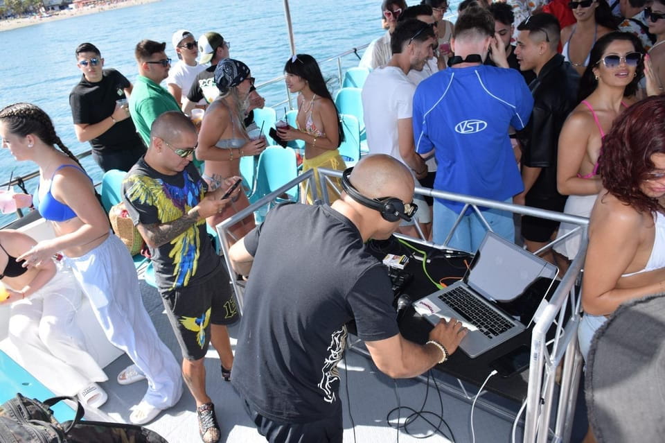 BEST PARTY BOAT IN FUENGIROLA - Highlights and Features
