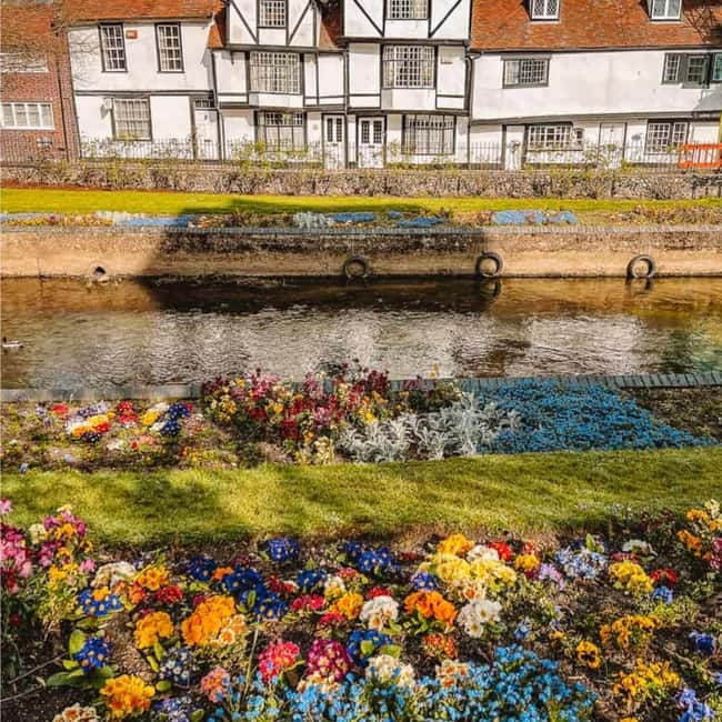 Best Photoshoot in Canterbury - Exploring Canterbury with a Professional Photographer
