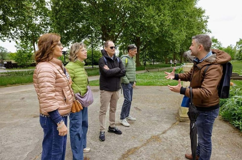 Beyond the Beaten Path: Explore Bordeauxs Right Bank - Entering Bordeaux’s Right Bank: A Closer Look