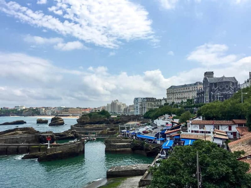 Biarritz: Express Walk with a Local in 60 minutes - Frequently Asked Questions