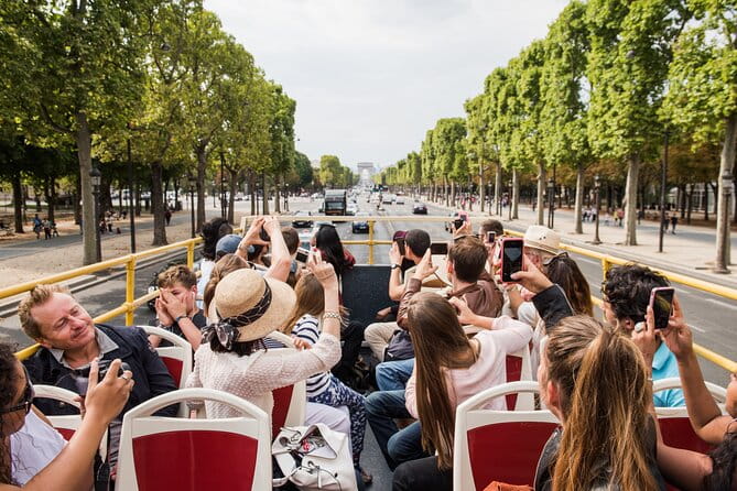 Big Bus Paris Hop-on Hop-off and River Cruise - FAQs