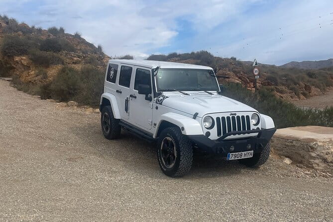 BIG GUNS "Bateria de Castillitos" JEEP WRANGLER (4 Hrs Max 4 PPL) - Who Would Enjoy This Tour?