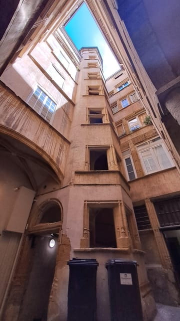 Big traboules in Little Lyon : private walking tour - FAQ