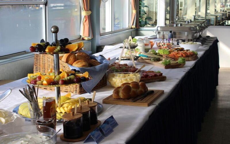 Biggesee: Boat Tour with All-inclusive cake buffet - Cost and Value