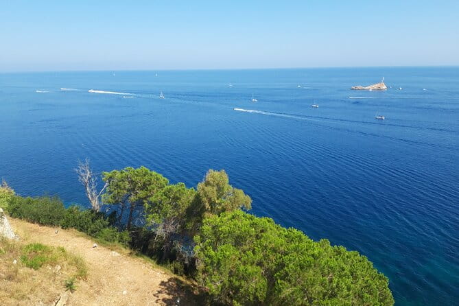 Bike-Nic Half Day Tour to the Bunkers of Monte Enfola - Who Will Love This Tour?