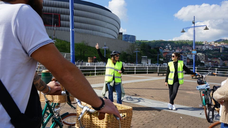 Bilbao: City Highlights Guided Bike Tour - Pricing and Availability