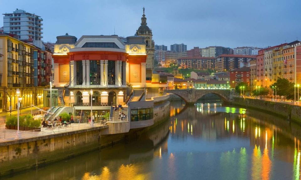 Bilbao: Classic & Modern Guided Walking Tour With Pintxos - Book Your Walking Tour Today