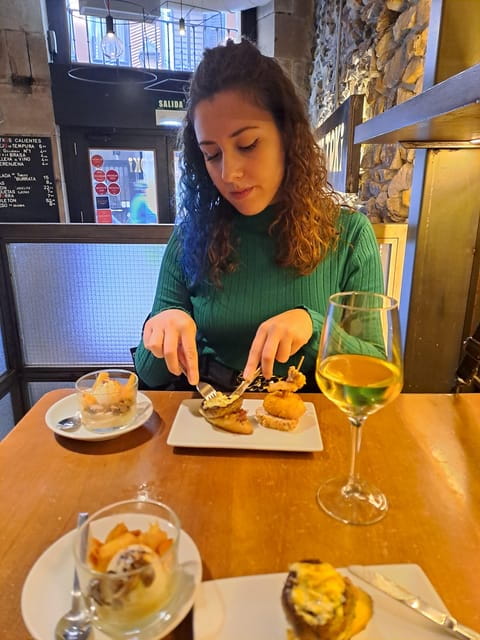 Bilbao Food Tour with Pintxos & Drinks with a Local - Discovering Bilbao’s Pintxos Culture