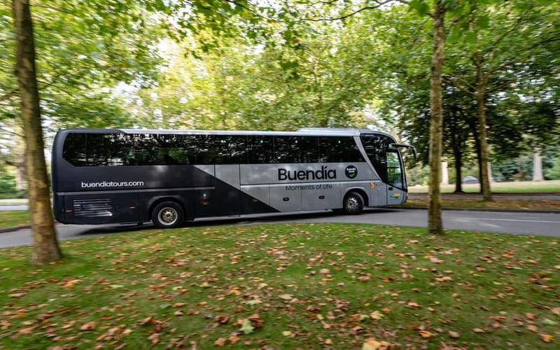 Bilbao: Gaztelugatxe, Bermeo, Mundaka, Gernika, & Wine Tour - Mundaka: Surf, Seafood, and Serenity