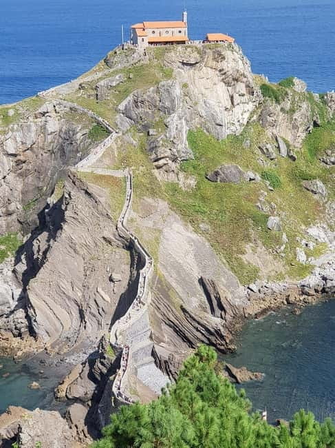 Bilbao, Guggenheim, and Gaztelugatxe from Biarritz - Key Points / Takeaways