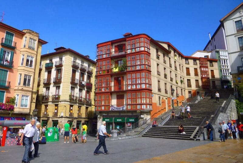 Bilbao old town walking tour - What Makes This Tour Valuable?