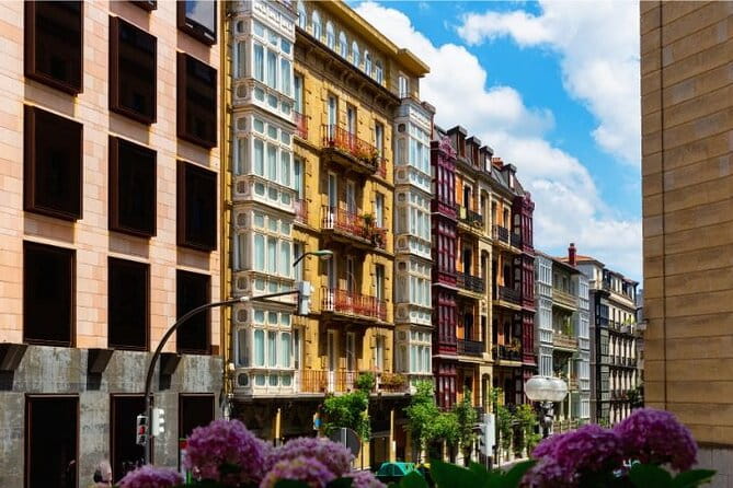 Bilbao : Private Custom Walking Tour with A Guide (Private Tour) - The Sum Up