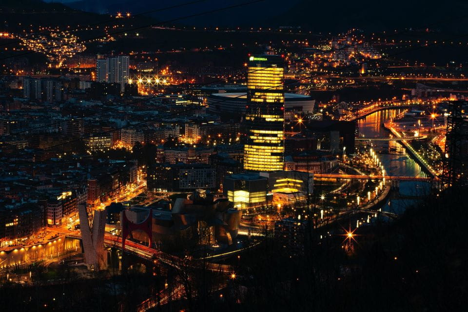 Bilbao: Private Night Walking Tour - Booking Information