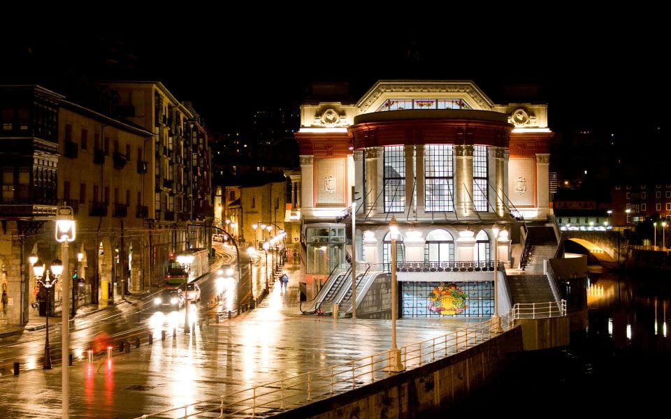 Bilbao: Private Night Walking Tour - Things To Know
