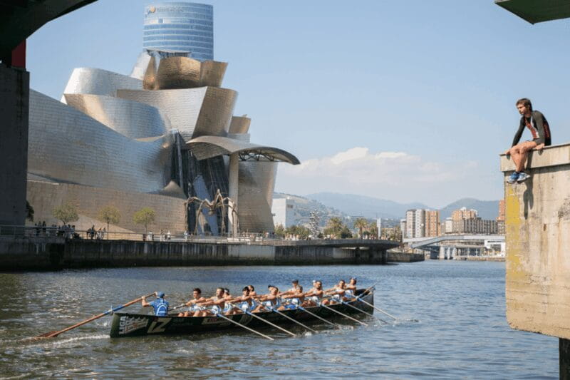 Bilbao: Skip-the-Line Guggenheim Museum Guided Tour - Who Is This Tour Best For?