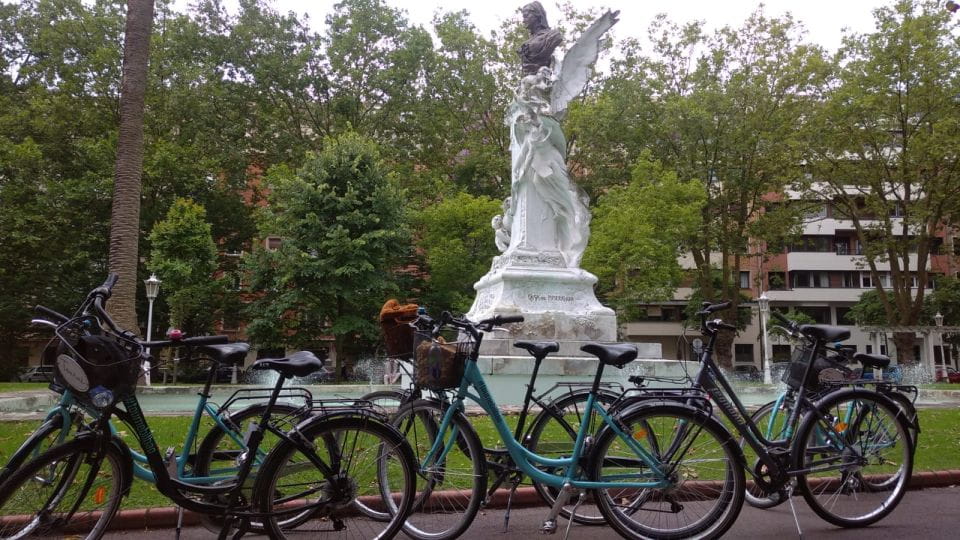 Bilbao: Street Art Small Group E-Bike Tour - Booking Information