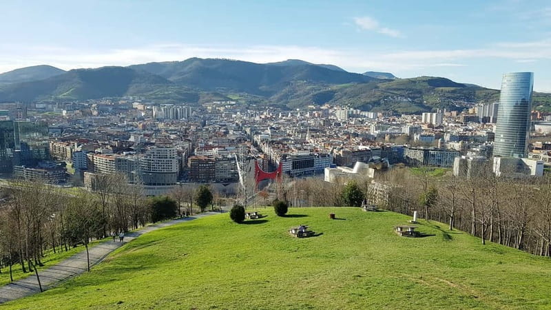 Bilbao Walking Tour and cable car in spanish - Exploring Bilbao Through Its Heights and Streets