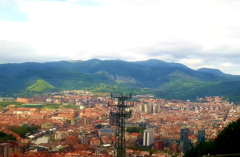 Bilbao Walking Tour and cable car in spanish - The Sum Up: Who Will Get the Most Out of This Tour