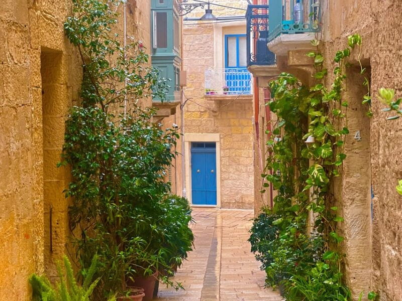 Birgu: 3 Cities Walking Tour With Inquisitors Palace Entry - Inside The Inquisitors Palace: A Fascinating Visit