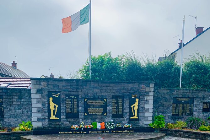 Black Cab Tour World Famous 2 Hours Adventure - Explore the City