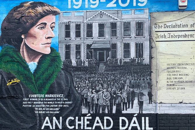 Black Cab Tour World Famous 2 Hours Adventure - Hear Live Narration