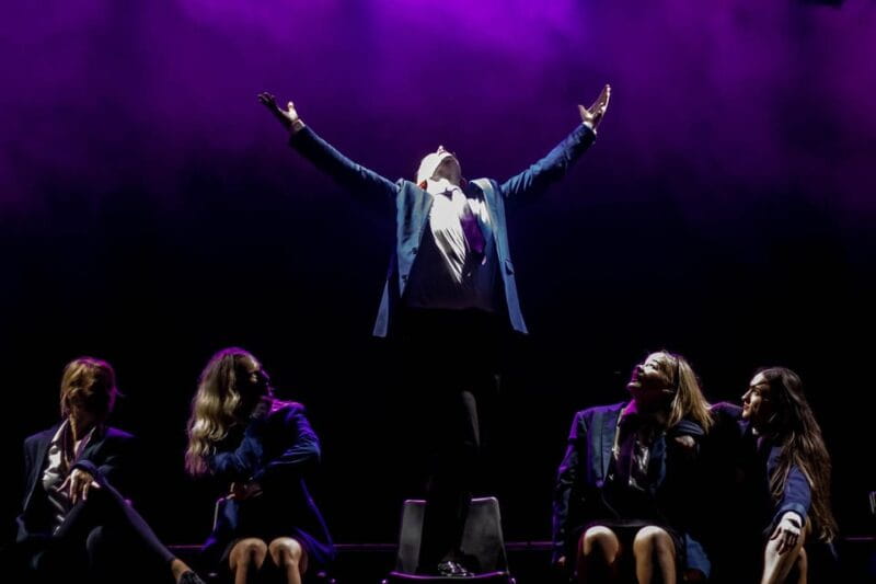 Blackpool: "Viva Broadway - From West End to Broadway" Entry - Entering the World of Broadway in Blackpool