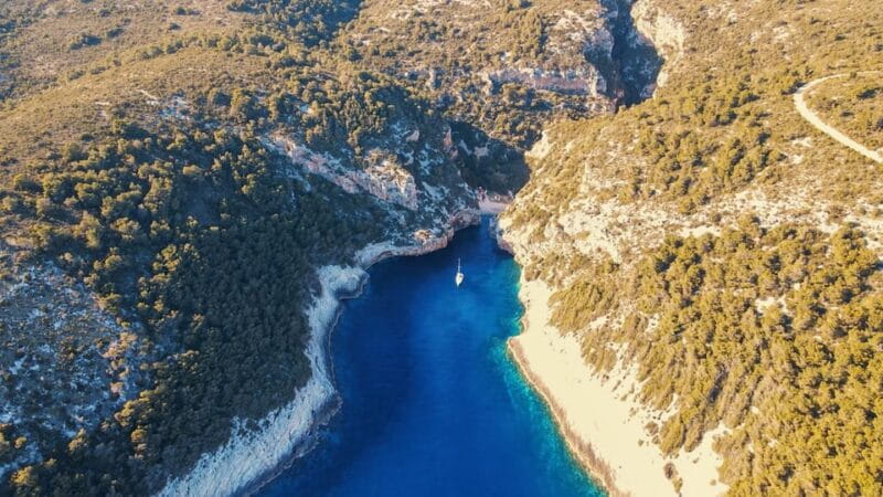 Blue Cave & Hvar Island (Paklenjaci) Private Speedboat Tour - Hvar Town: Culture and Charm