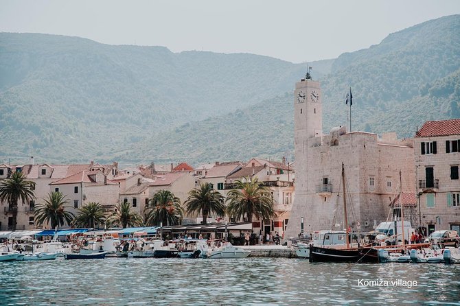 Blue Cave, Mamma Mia and Hvar, 5 Islands Speedboat Tour - Enjoying Stiniva Cove