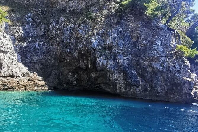 Blue cave tour with a speedboat-small group - Pricing and Value
