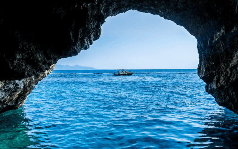 Blue Cave with Snorkeling and Swimming Speed Boat Tour - Discovering Croatia’s Coastal Gems: A Detailed Look at the Speedboat Tour