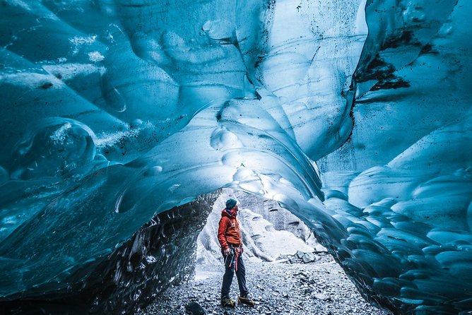 Blue Ice Cave Adventure - Unique Features of the Activity