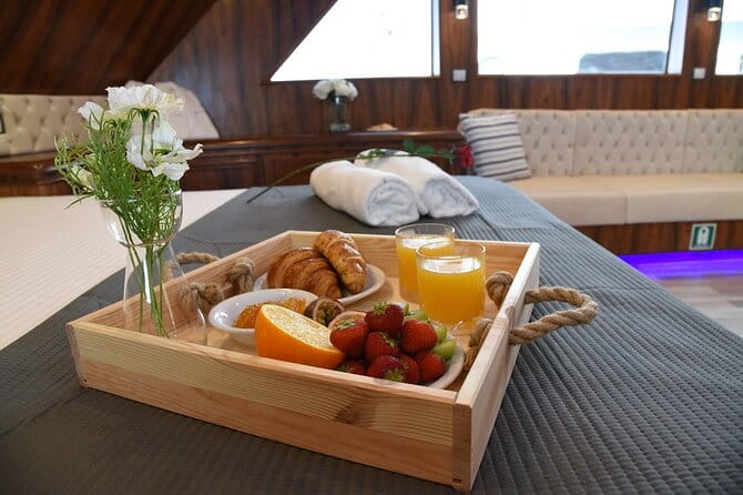 Blue Lagoon: 3 Hours Afternoon Cruise with transfer from Paphos - FAQ