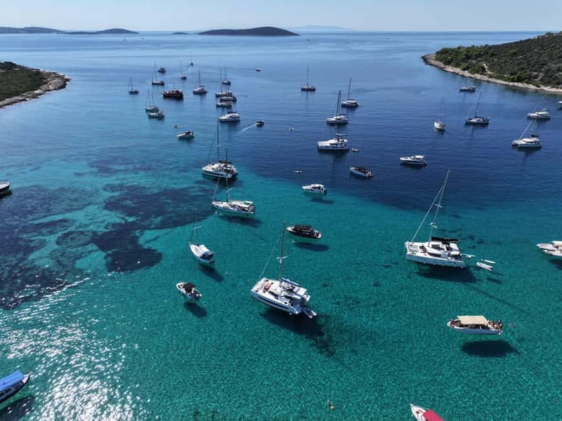 Blue Lagoon and 3 Islands speedboat tour with wine and juice - Maslinica: A Picturesque Fishing Village