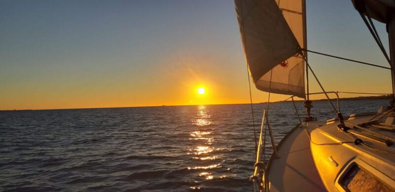 Bluemotion Lisbon: Private Sunset sailing tour Tagus River - Key Points / Takeaways