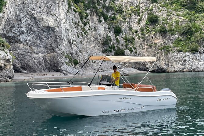 Boat and dinghy rental in Cetara on the Amalfi Coast - Exploring the Amalfi Coast by Boat: What You Can Expect