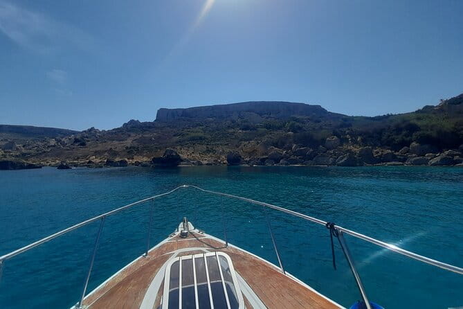 Boat Charters Blue lagoon, Crystal Lagoon, Comino, Malta - In-Depth Review of the Experience
