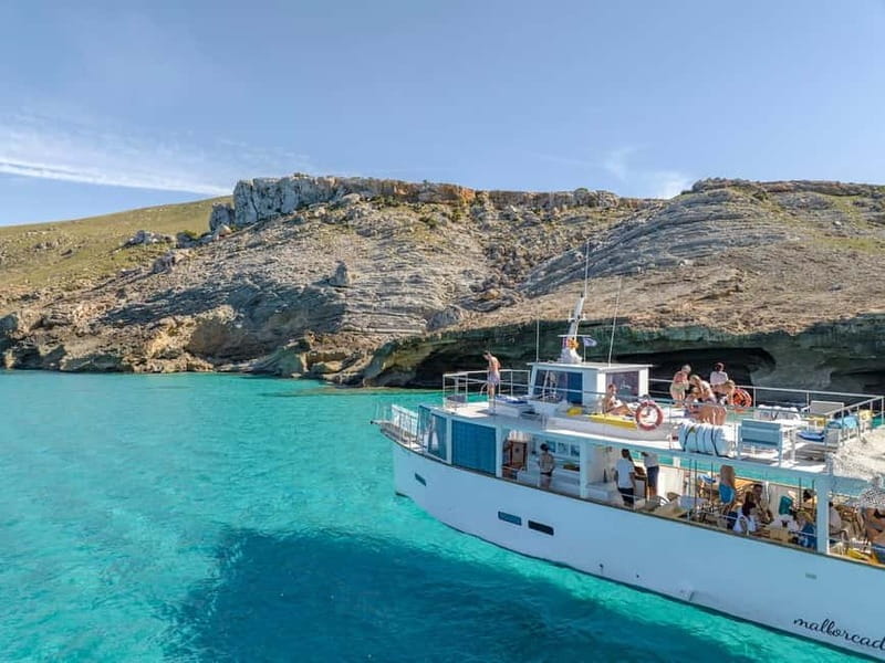 Boat day trip with drinks and lunch - Who Will Love This Trip?