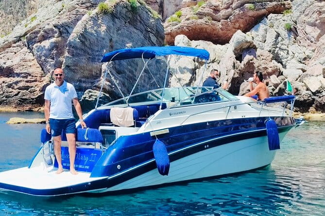Boat excursions in the Bay of Taormina and Gardens on a private basis - Authentic Experience and What Travelers Say