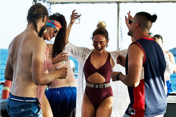 Boat Party with Swimming Stop Experience in Mykonos - Logistics and Practical Tips