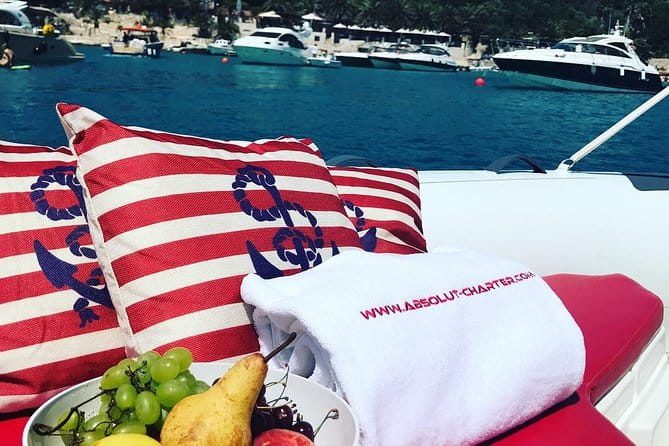 Boat Private Day Tour to Hvar and Pakleni Islands from Split - Who Is This Tour Best For?