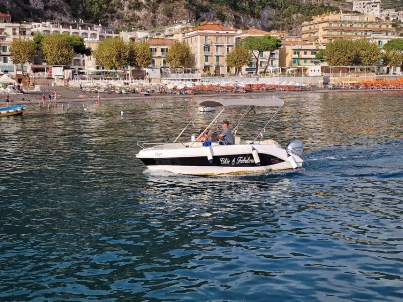 Boat rental: discover beaches, caves and hidden coves - The Sum Up: Who Is This Boat Experience Perfect For?